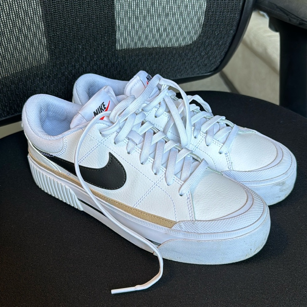 Nike court legacy women’s lift sneakers chunky lace up white
